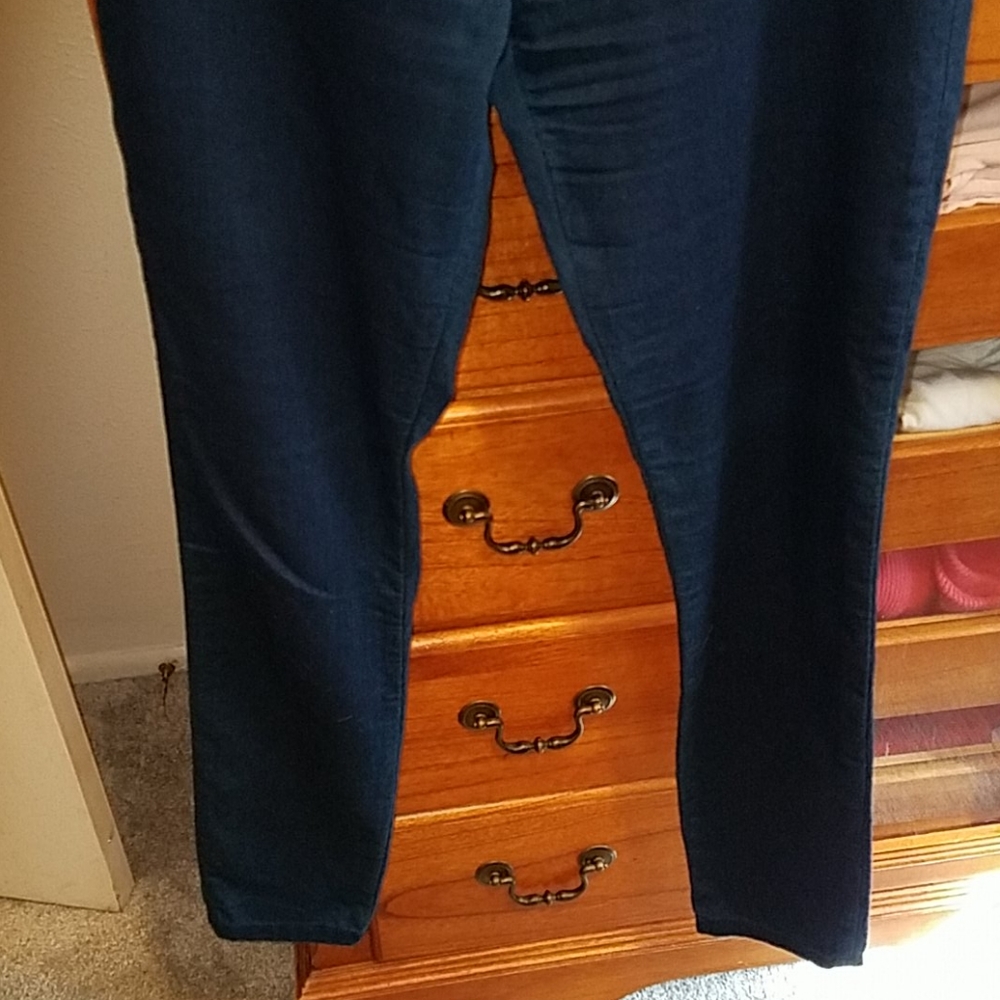 GAP 1969 rear zip Jeans - Picture 3 of 8